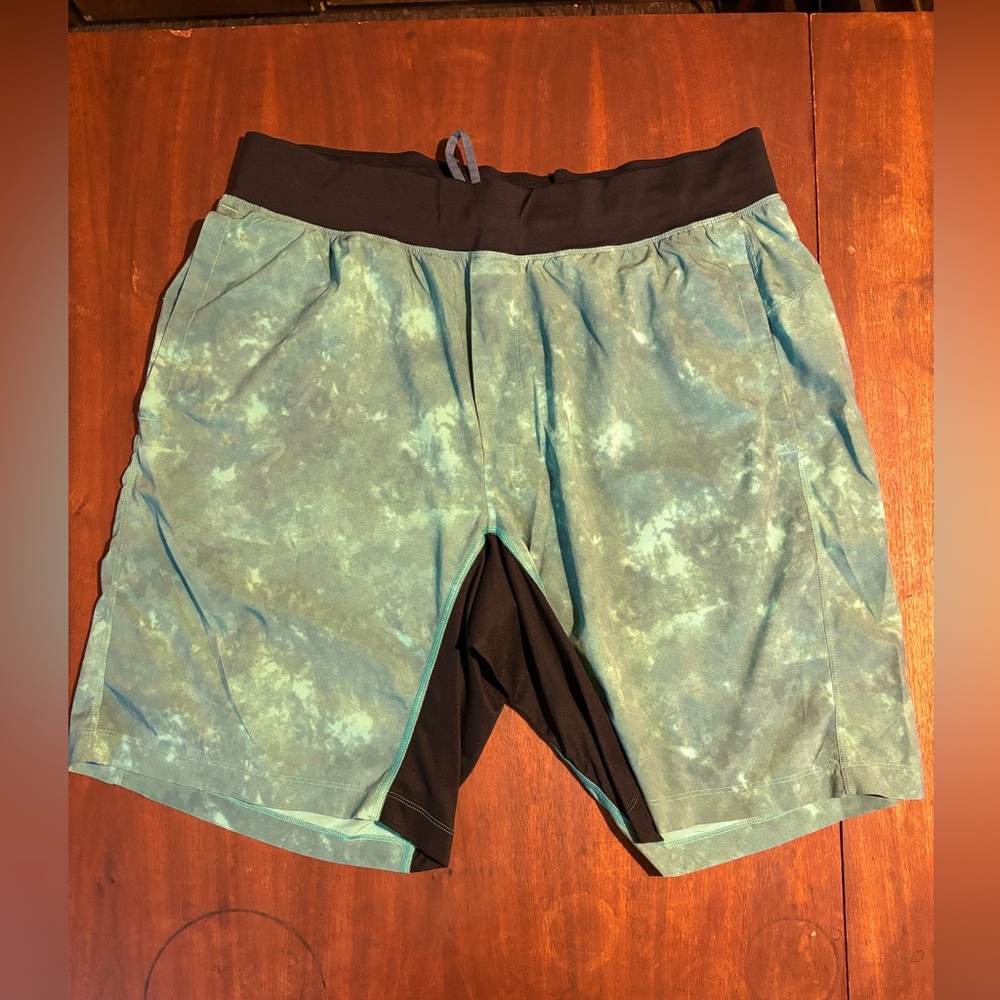 Men’s green lululemon shorts